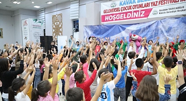 Kavak'ta cıvıl cıvıl çocuk festivali düzenlendi.