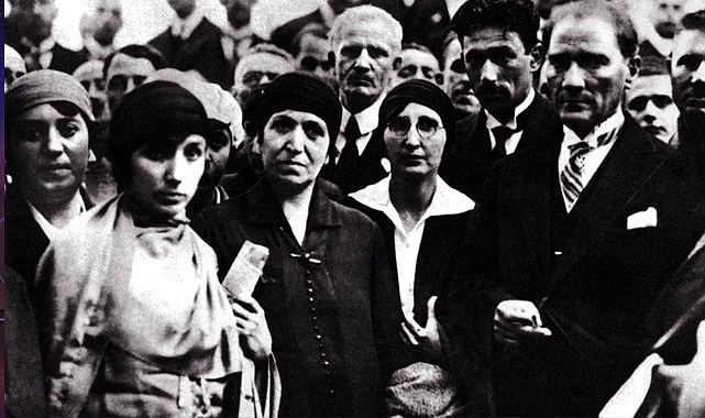 Atatürk'ün Kadınlara Verdiği Haklar