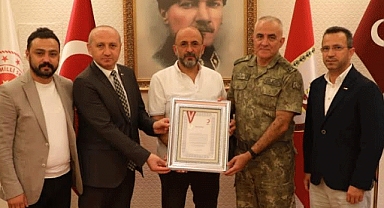 Türk Kızılay’dan Samsun Garnizon Komutanlığına Gümüş Madalya