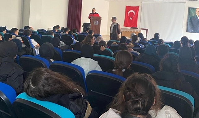 Milli Antrenör- Milli Hakem Ahmet Bereket'den Bağımlılıkla Mücadelede Sporun Önemi Seminerleri Devam Ediyor