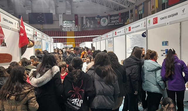 Türk Dünyası Çocuk Vakfı 6. Uluslararası Türk Dünyası Bilim ve Kültür Şenliği’ni Ankara’da düzenledi.