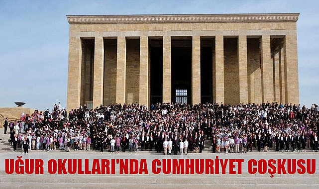 Uğur okulları'nda Cumhuriyet coşkusu