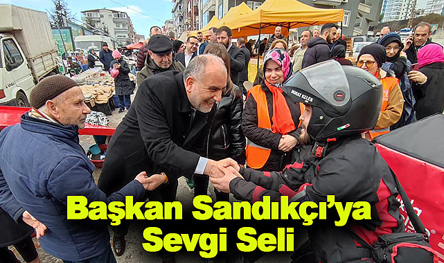 Sandıkçı'ya Sevgi Seli