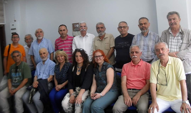 TYB İzmir Şubede konuşan Hazman: “Debbağ romanım İzmir’in sendikal tarihidir”.