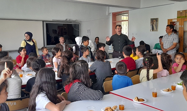 “Alaca ve köy okullarında coşkulu bir gün yaşandı”