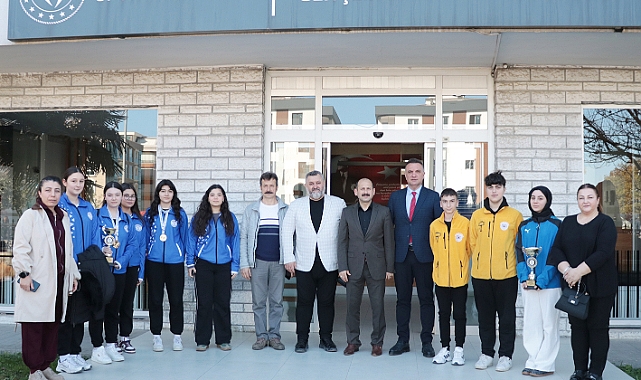 Samsunlu atıcılardan İl Müdürü Feyzullah Dereci'ye ziyaret