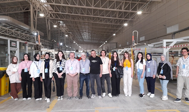 Genç Girişimcilerden Kaleseramik'e Teknik Gezi