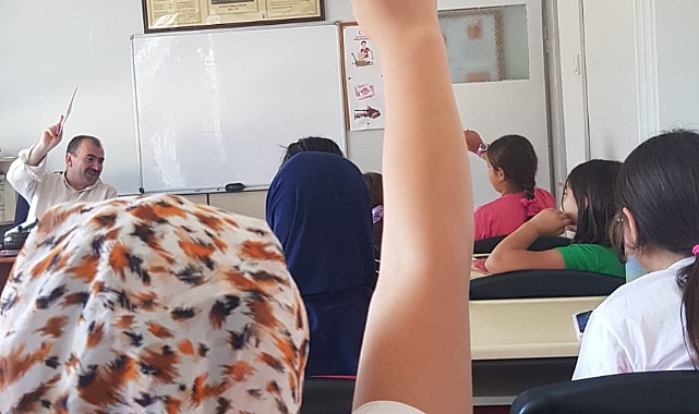 Yozgat’ta Yaz Kurslarında “Bir Konu Bir Konuk” Buluşmaları Gerçekleştirildi
