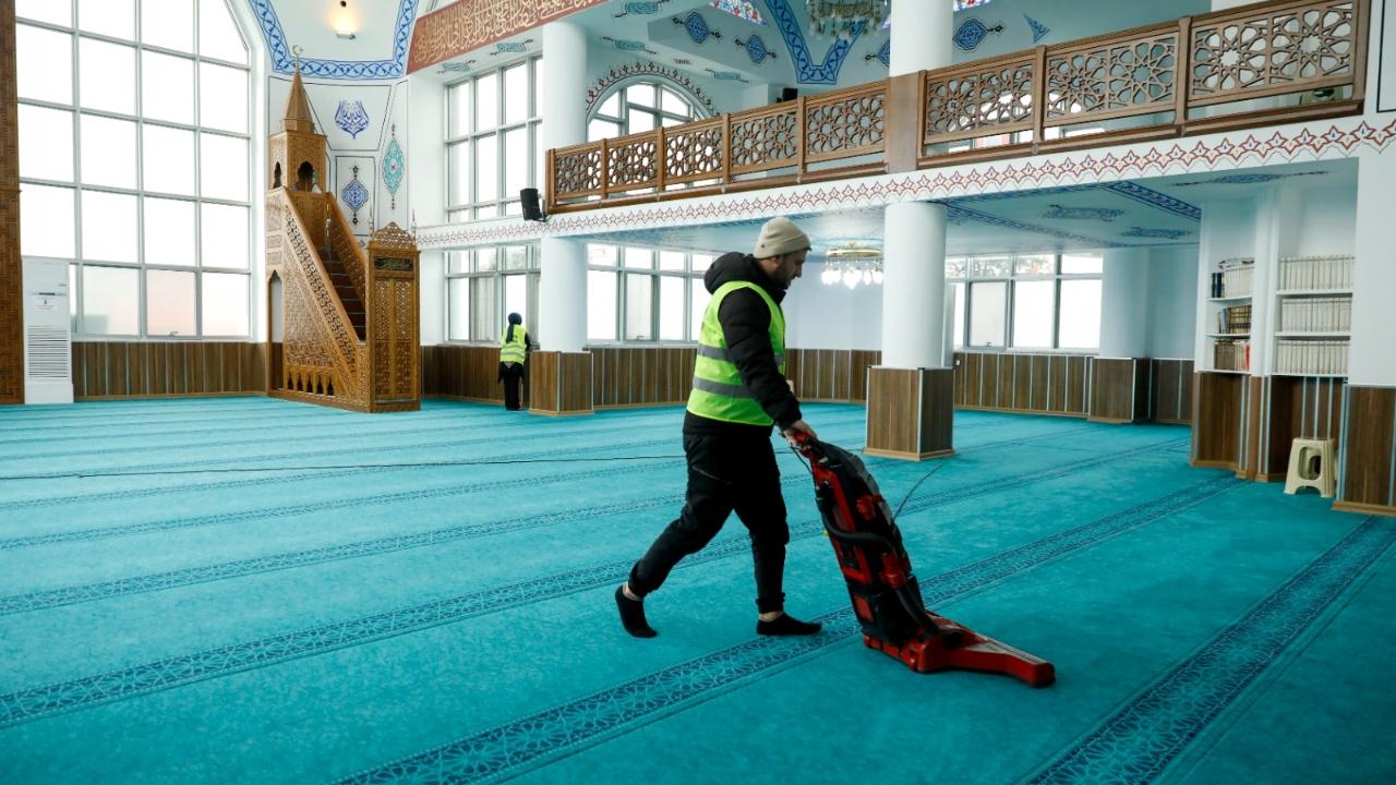 İlkadım’ın İbadethaneleri Ramazan’a Hazırlanıyor