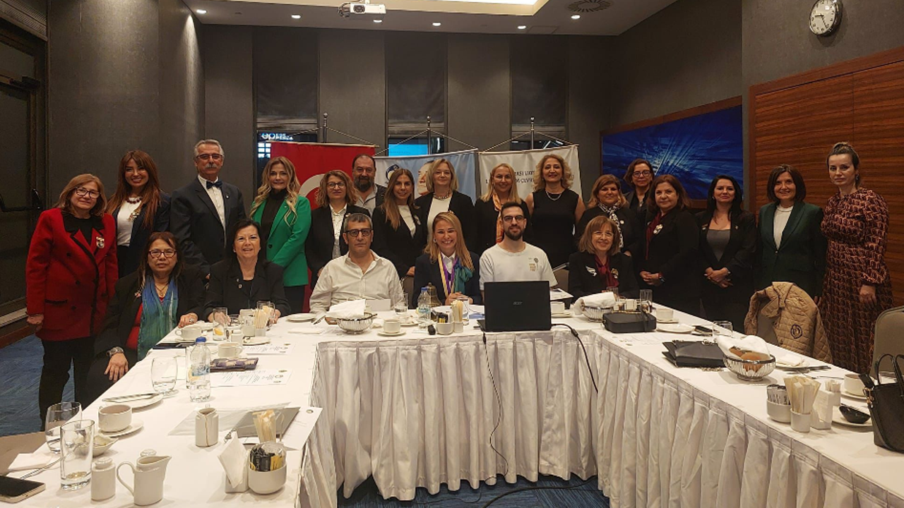 İzmir Ümit Lions’tan Farkındalık Zirvesi: Estetikten İletişime Uzanan İlham Veren Buluşma