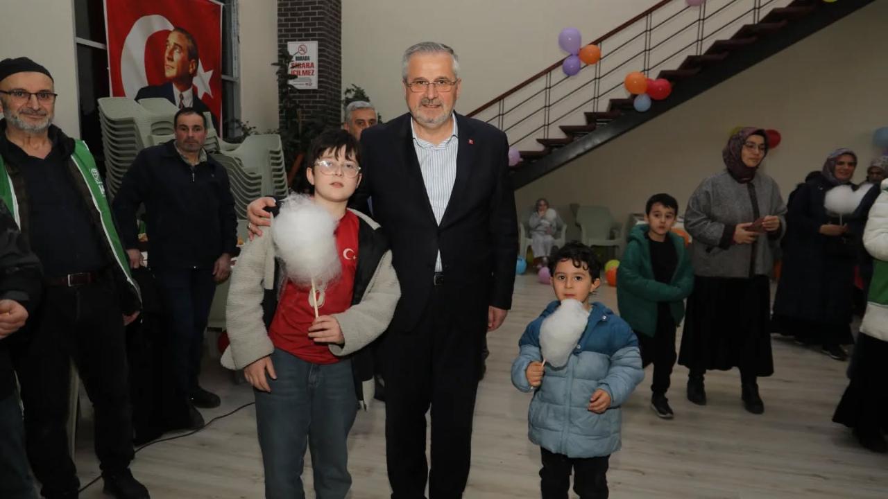 Başkan Kılıç, Yetim Çocuklar Ve Aileleri İle Aynı Sofrayı Paylaştı