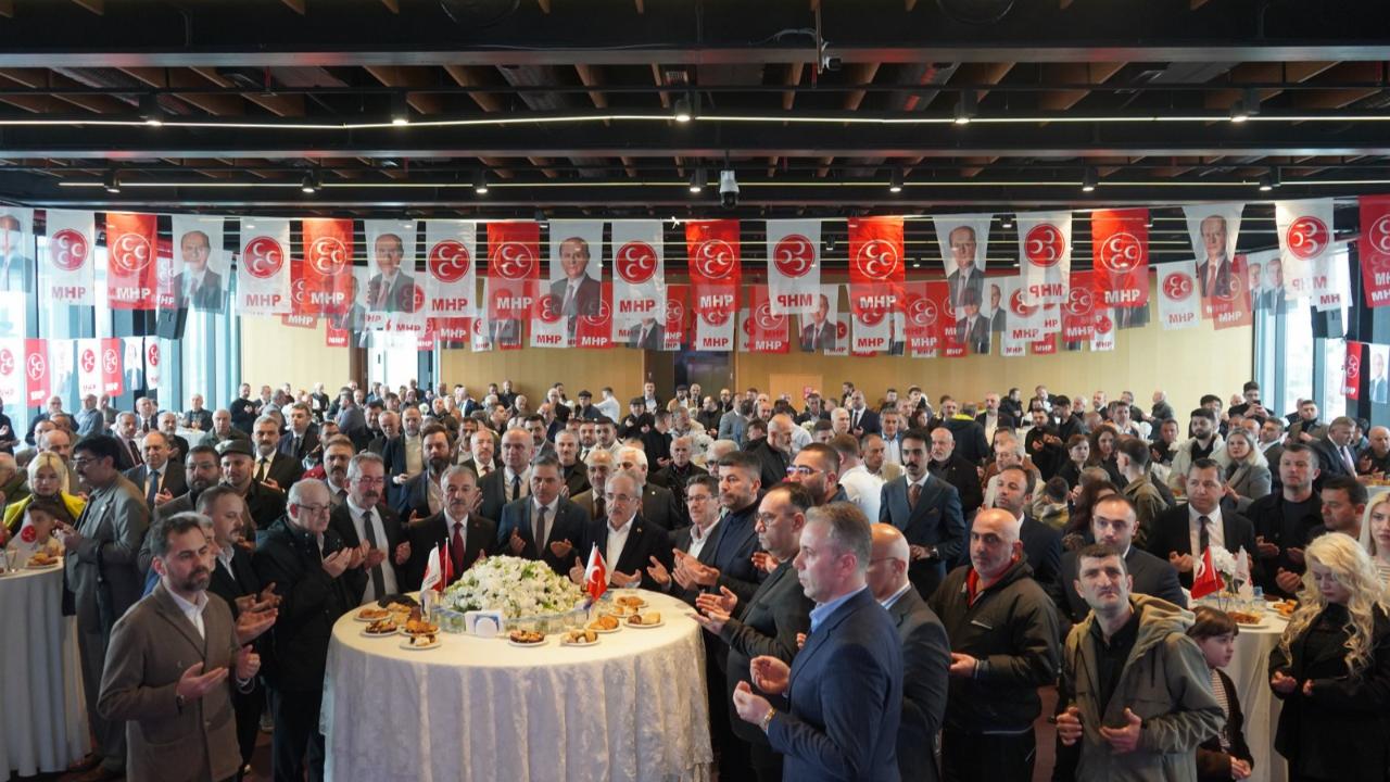 MHP Samsun'da Coşkulu Bayram Kutlaması