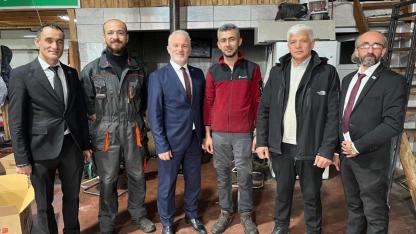 DURSUNBEY’DE ANAHTAR PARTİSİNDEN GÖVDE GÖSTERİSİ