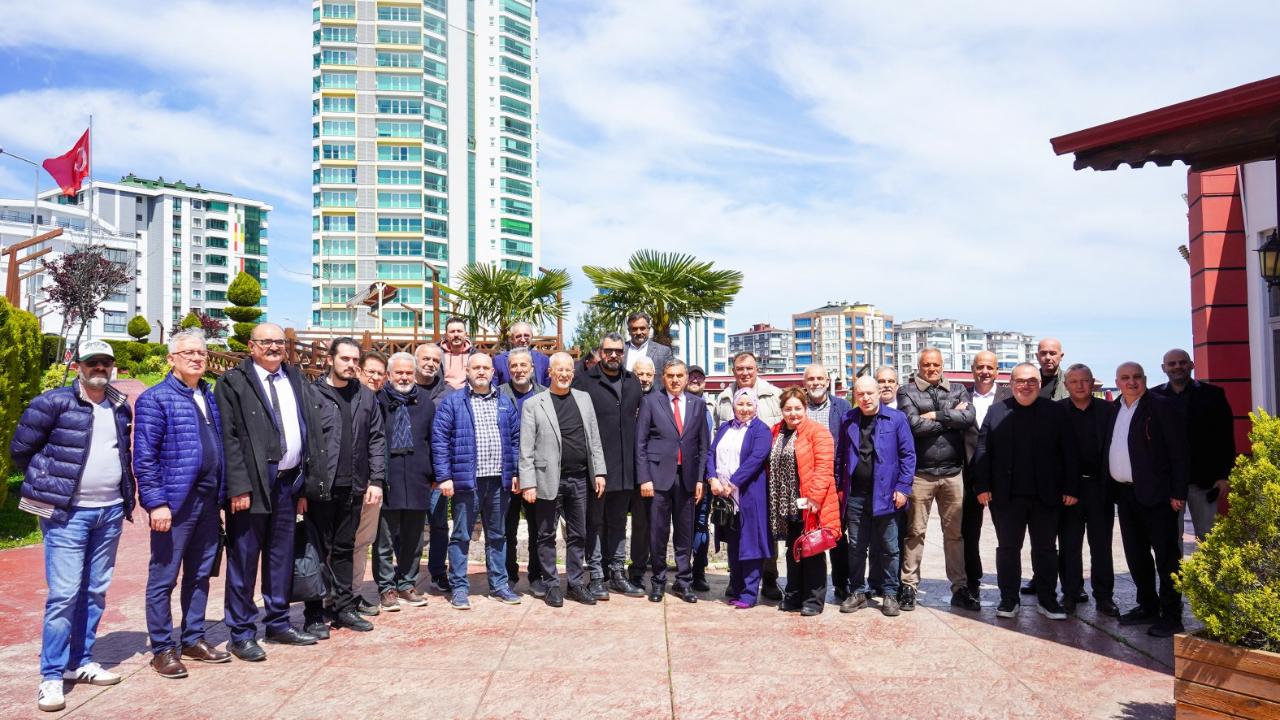 MHP Samsun İl Başkanı Burhan Mucur’dan Basınla Kahvaltı Buluşması: "Liderimizin Selamını Getirdim"