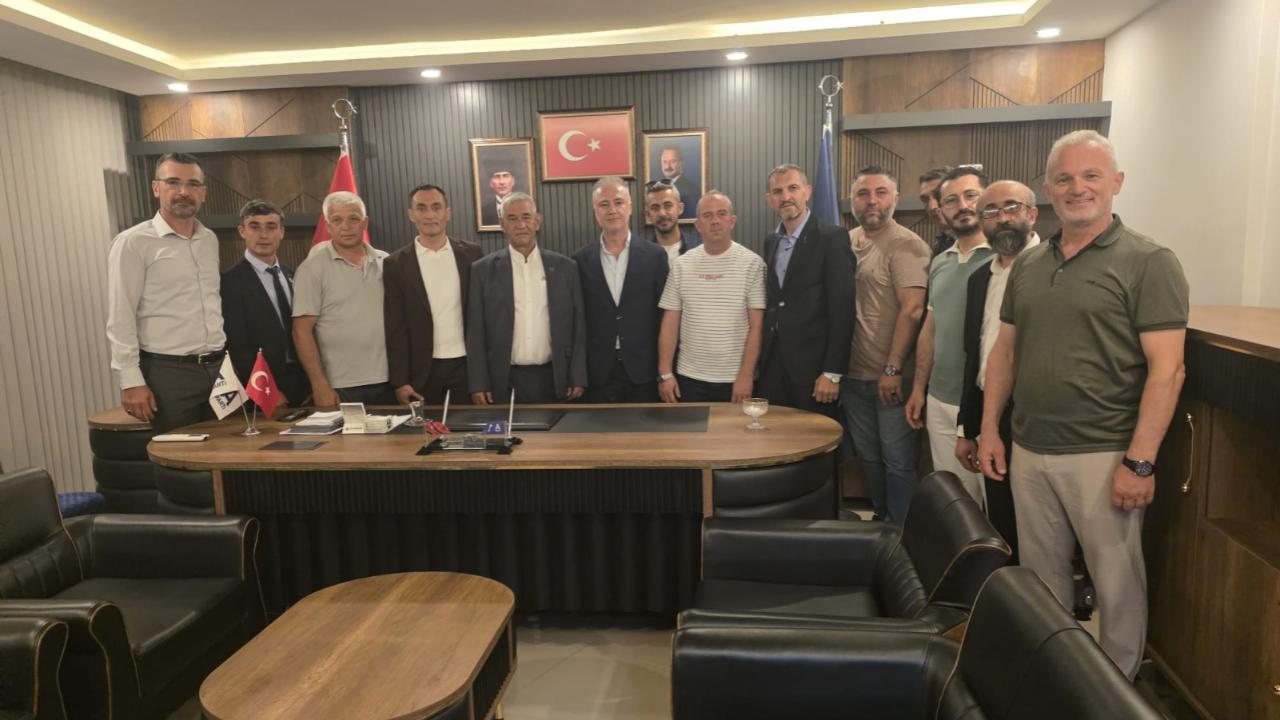 ANAHTAR PARTİSİ TOPLANTISINA ERİCEK DAMGASI