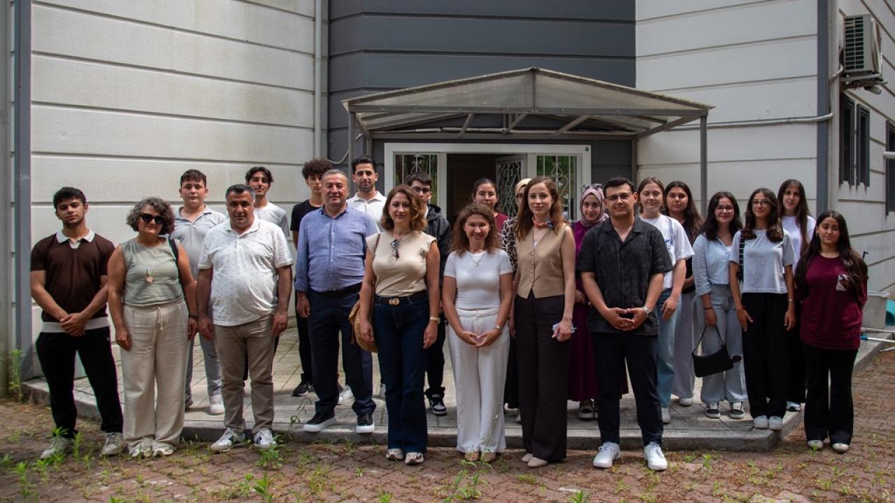 OMÜ Bilim Kafe’de Geleceğin Meslekleri Serisi Başladı