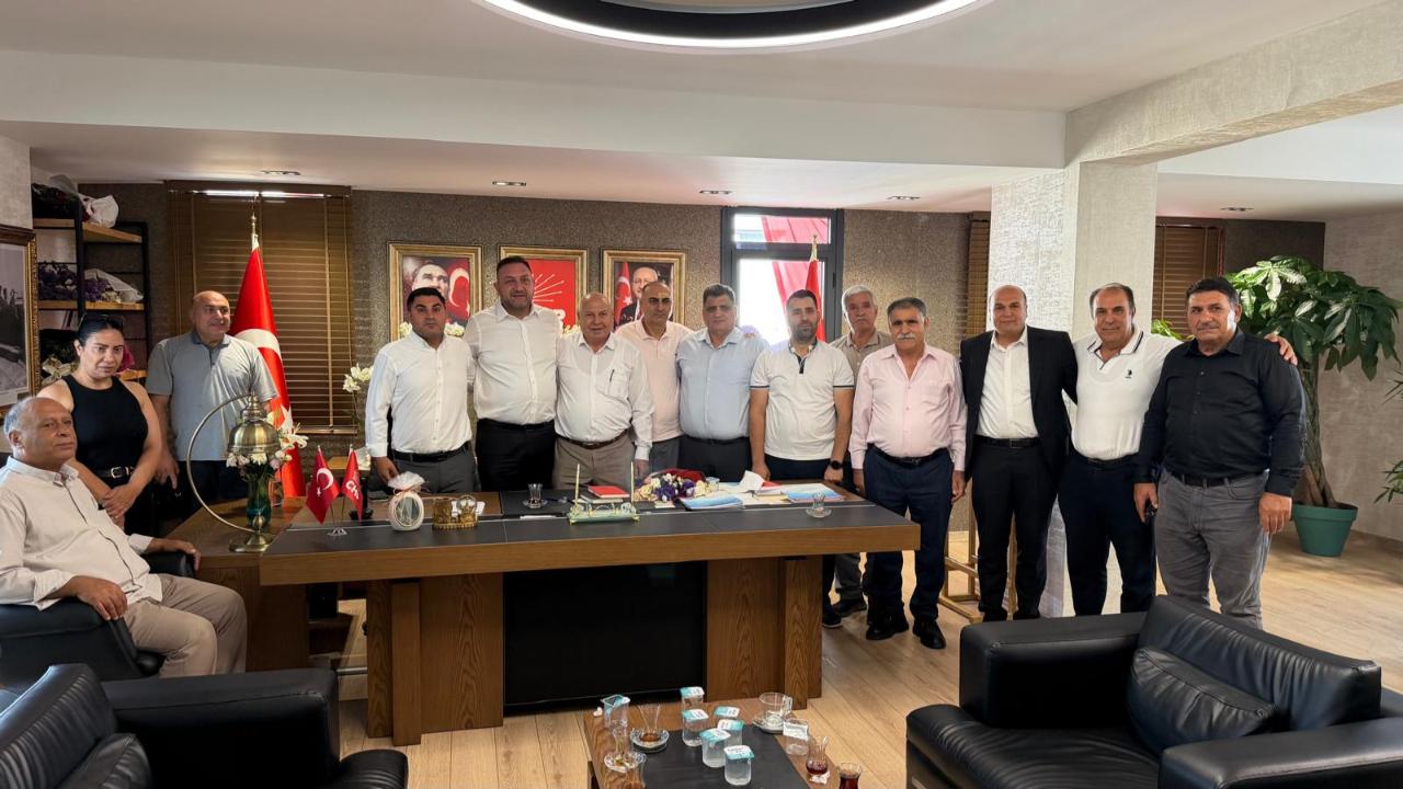 Ege Doğu ve Güneydoğu Dernekler Federasyonu ile CHP İzmir İl Başkanı Gümrükçü Arasında Dostluk Köprüsü